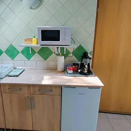 Jokai Vendeghaz Апартаменты *
