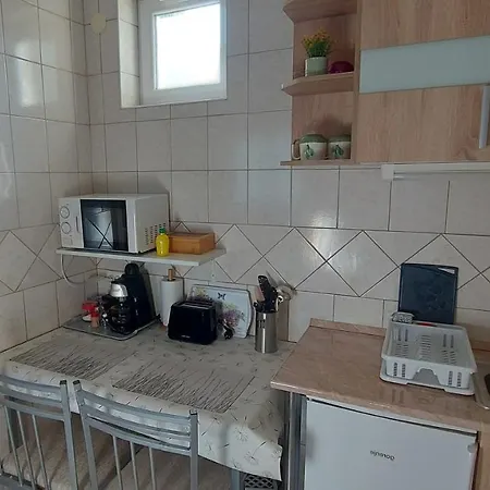 Jokai Vendeghaz Apartment