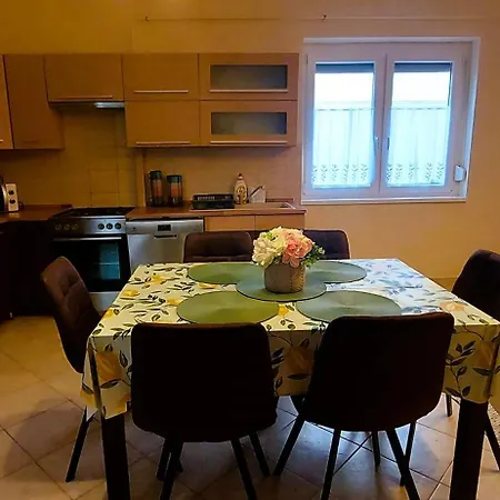 Jokai Vendeghaz Apartment Egerszalok