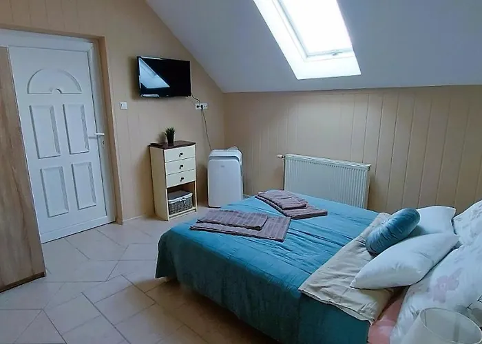 Lejlighed Jokai Vendeghaz