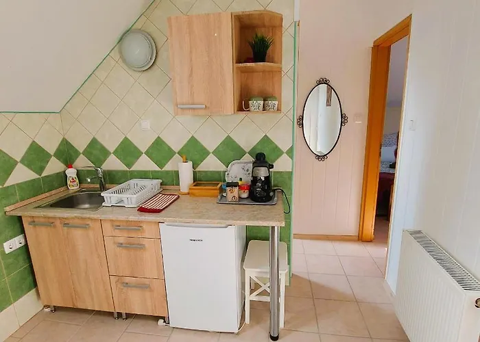 Lejlighed Jokai Vendeghaz Egerszalók