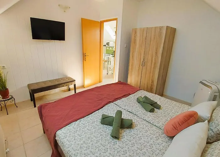 Jokai Vendeghaz Lejlighed